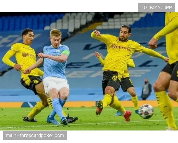 战术复盘：曼城如何通过中场控制彻底瓦解多特蒙德的攻势